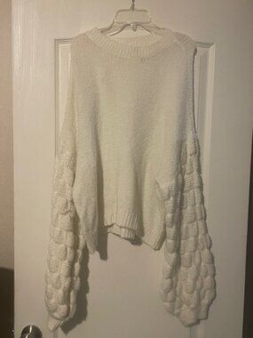 Versona Cropped Sweater